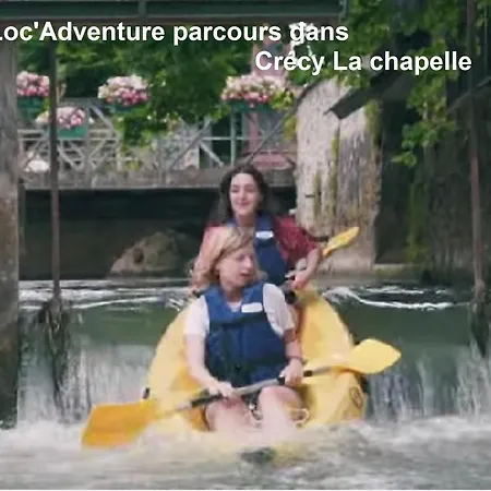 Les Nympheas, Appart Au Calme Et Grand Jardin A 15 Min De Disneyland, Holiday home